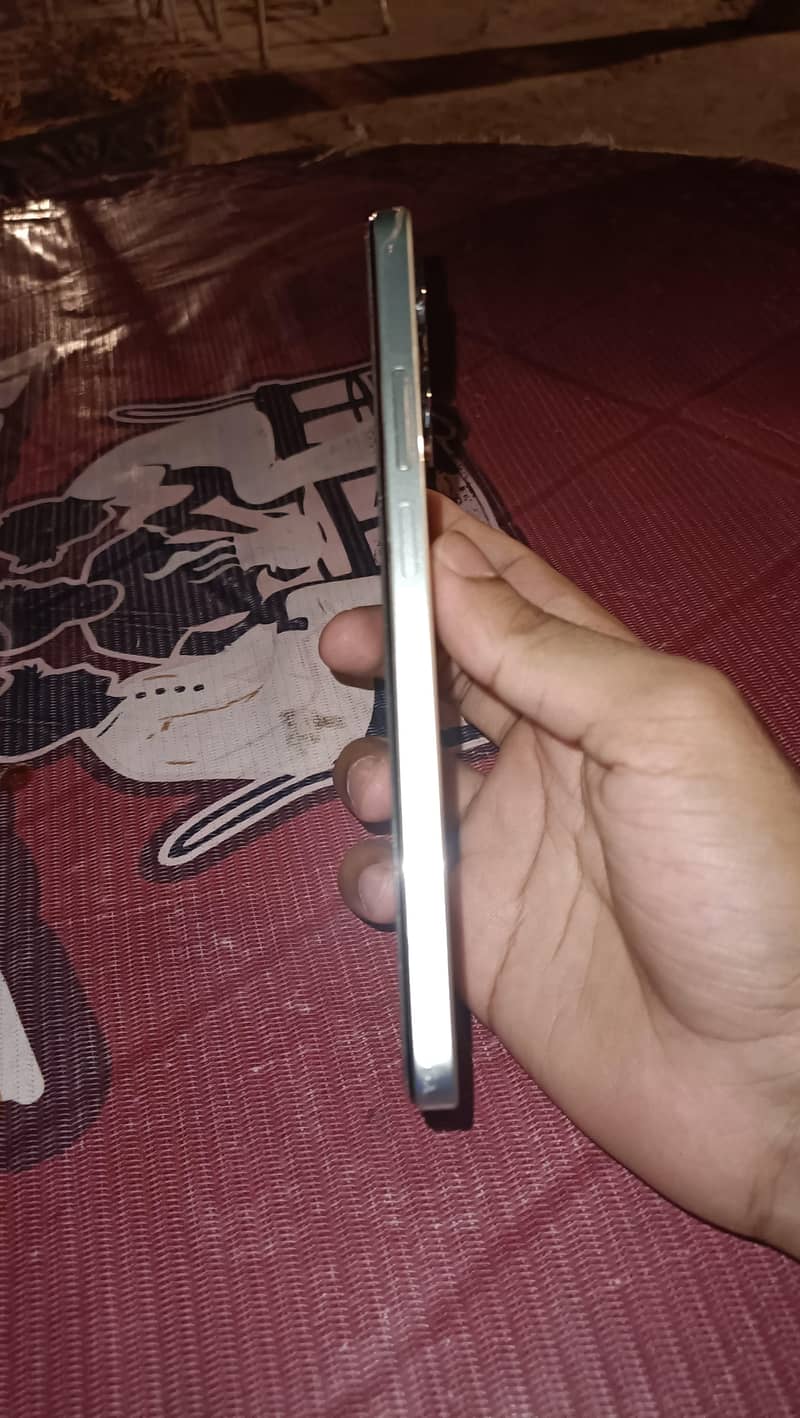 Realme Note 60x 3