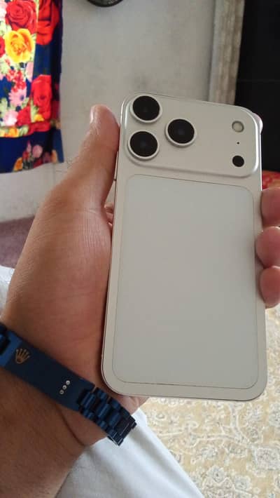 Apple iPhone XR 17 pro convert
