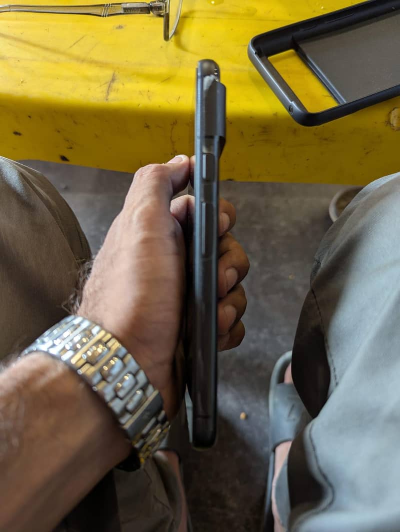 Google pixel 8 1