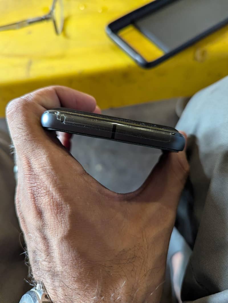 Google pixel 8 2