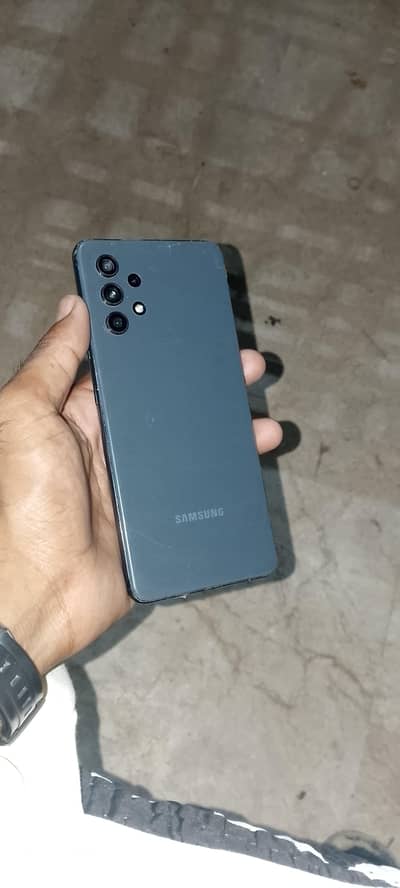 Samsung Mobile A32 box