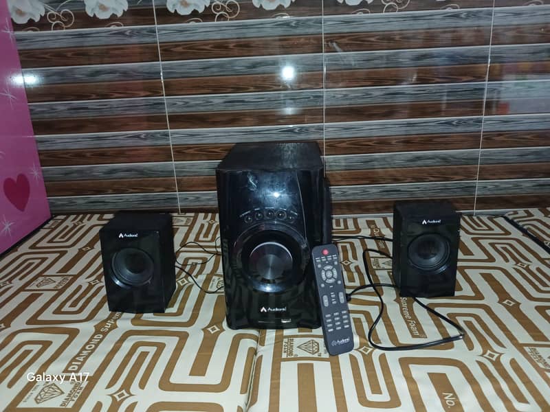 Audionic Mega 40 2.1 computer speakers 0