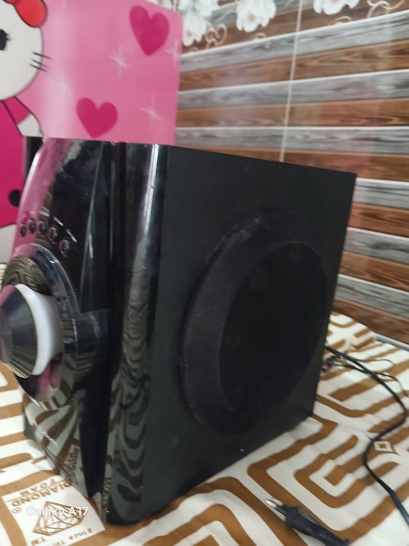 Audionic Mega 40 2.1 computer speakers 7