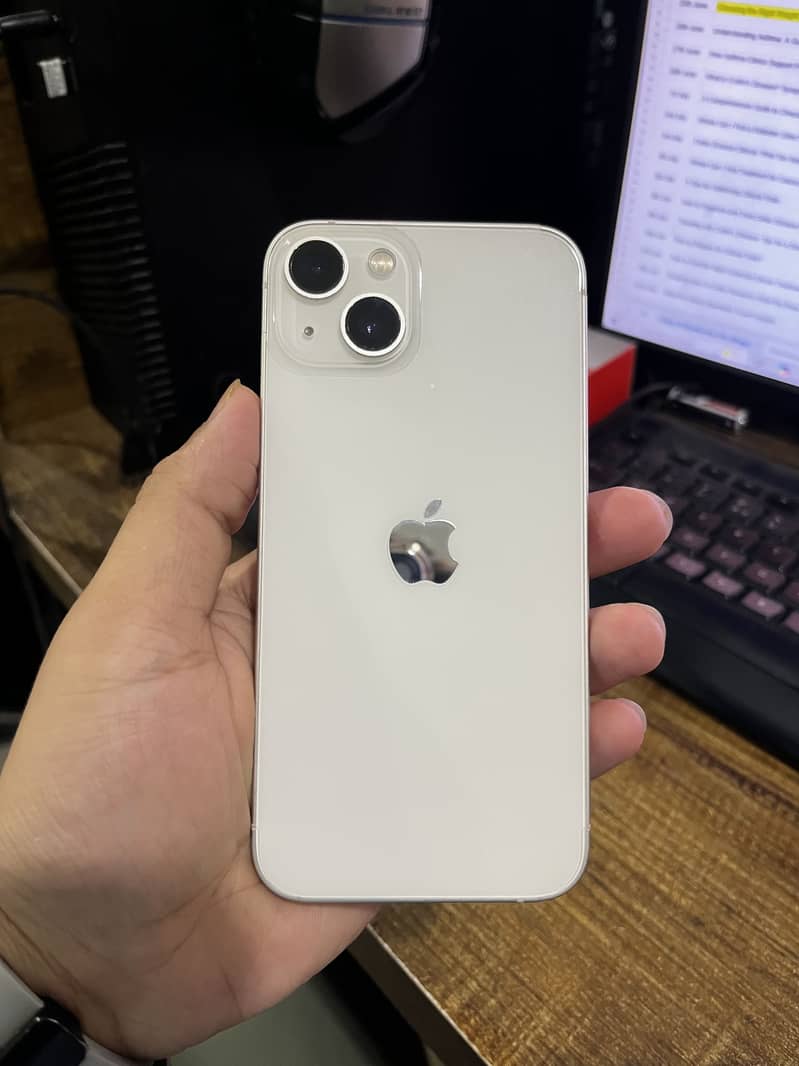 Apple iPhone 13 1