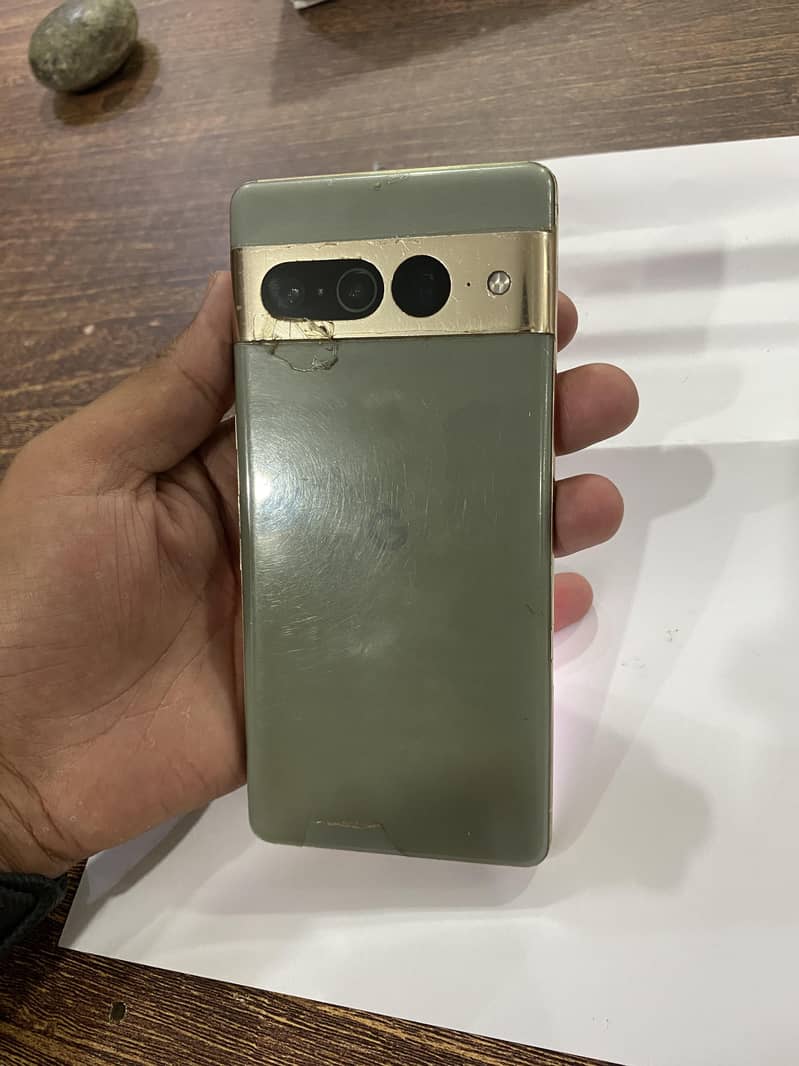 Google Pixel 7 Pro 2