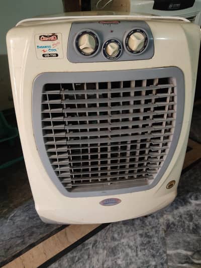 United Air Cooler for Sale. All ok. just buy and use