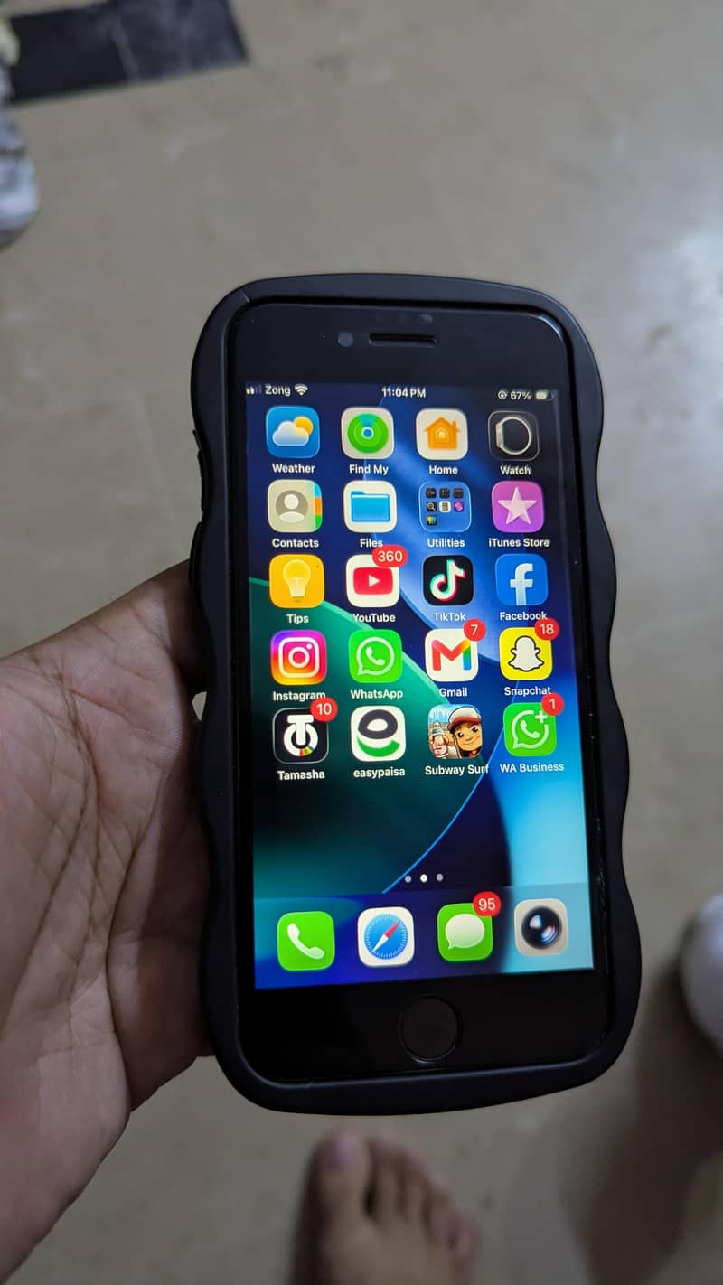 Apple iPhone SE 3