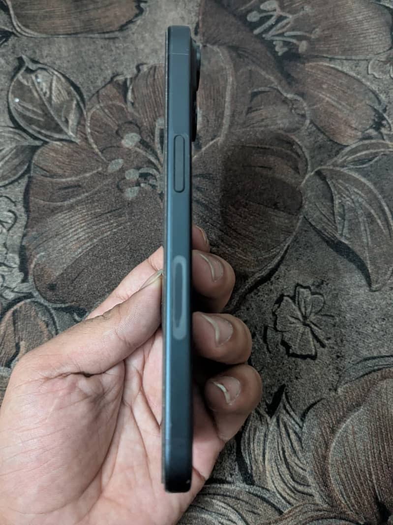 Apple iPhone 15 1