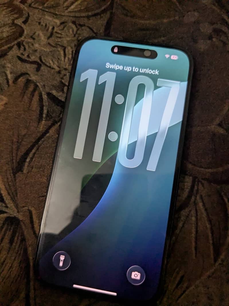 Apple iPhone 15 4