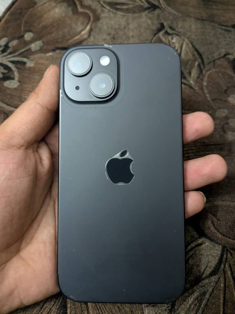 Apple iPhone 15 6