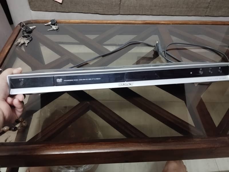 CD/DVD player 0