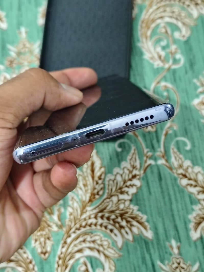 Tecno CAMON 30S 3
