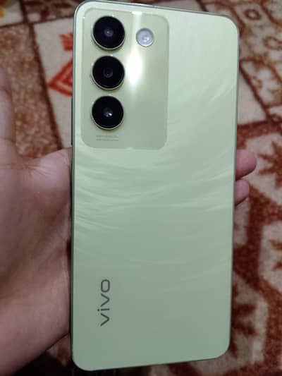 Vivo Y100