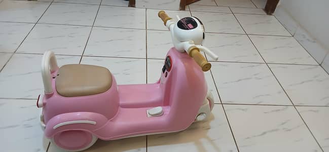 Used Electric Vespa Scooter For Sale