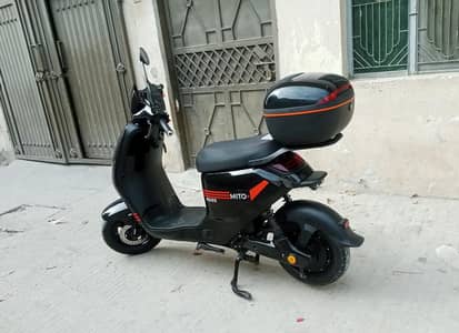 90% h 800km chali h or warnty main h