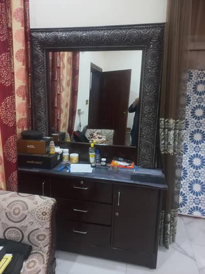 Wooden Dressing Table