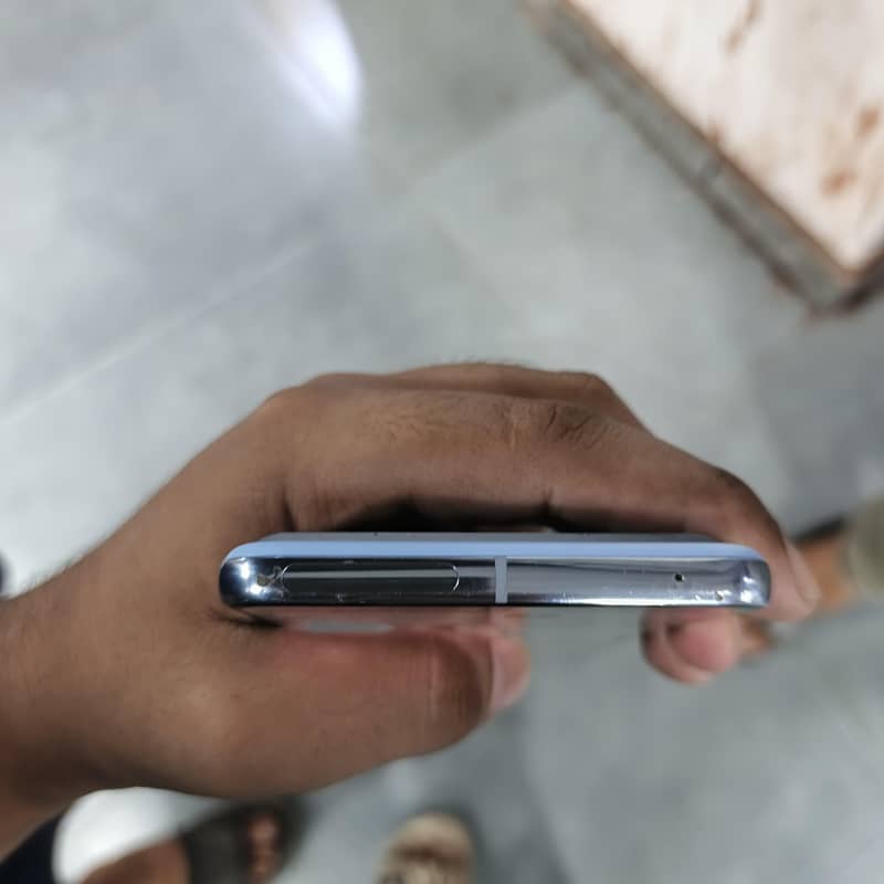 Google Pixel 8 Pro 4