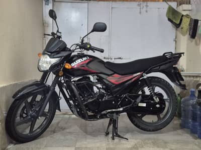 SUZUKI GR 150, 7000 KM DRIVEN, 3 MONTHS WARRANTY REMAINING
