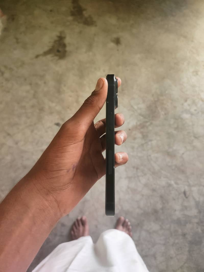 iPhone 14 1