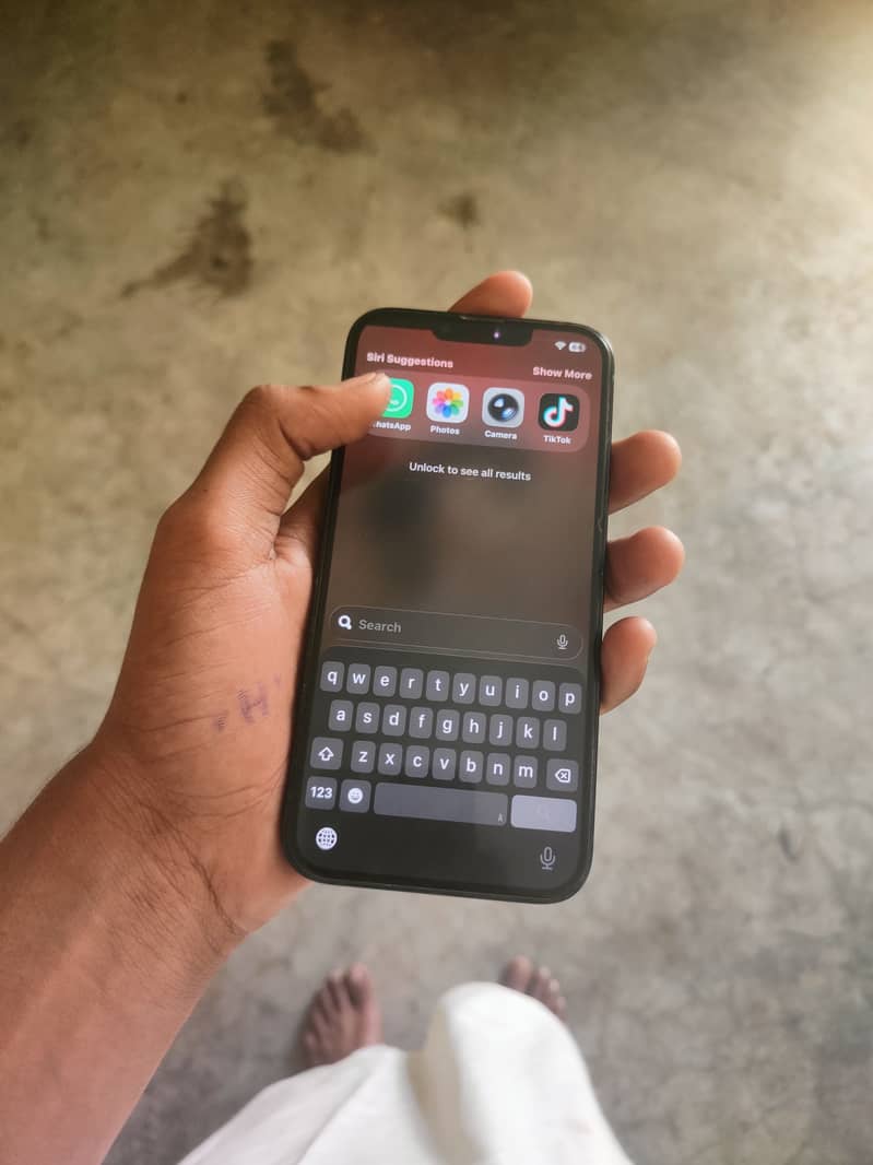 iPhone 14 2
