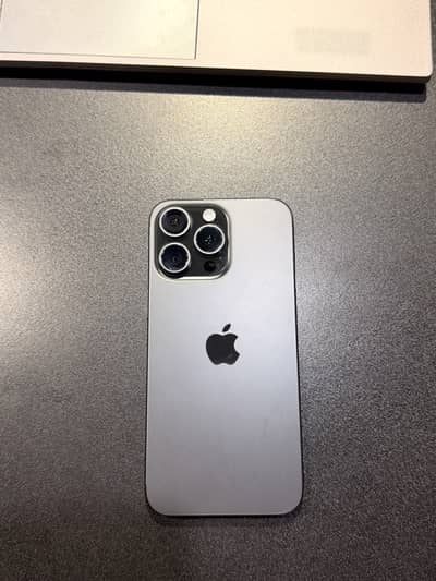 Apple iPhone 15 Pro Max Black Titanium