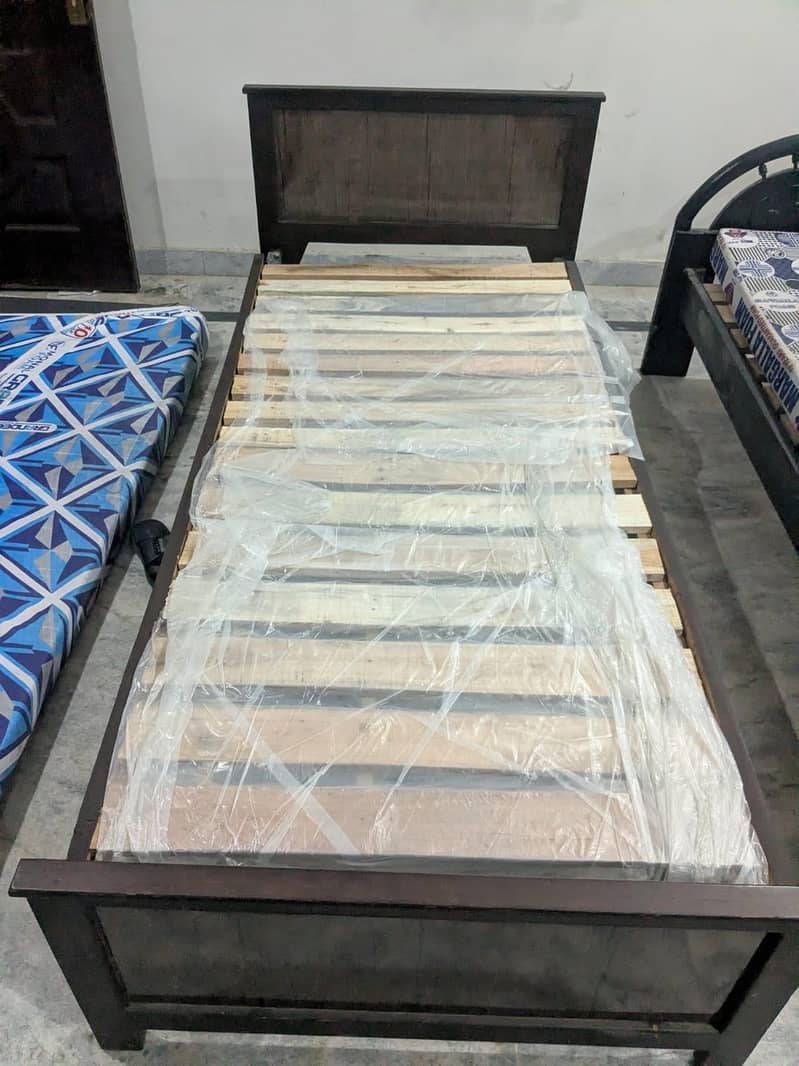 single bed 0