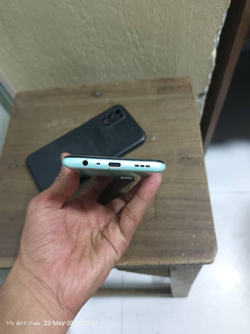 OPPO A52 3