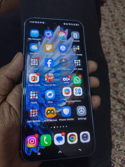Techno Spark 40 pro 8+8 gb / 256 with box