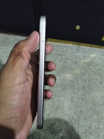 OPPO A6 8/256gb my what's app 03204778273