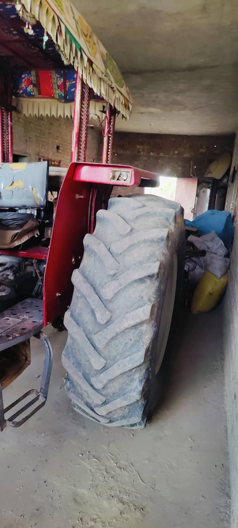 385 tractor 3