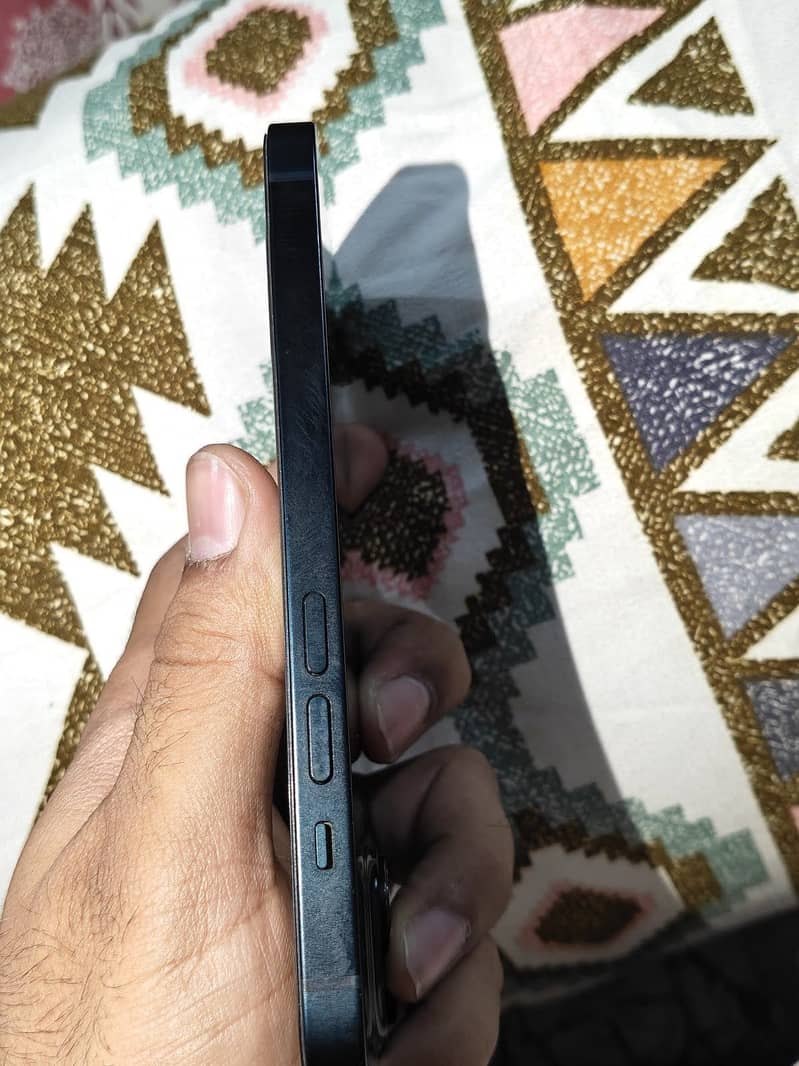 Apple iPhone 14 1