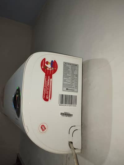 Almost new Ac 1.3 ton Inverter Ac