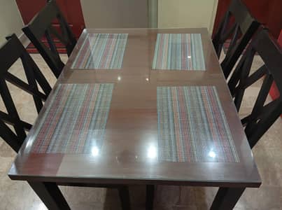 DINING TABLE FOR SALE