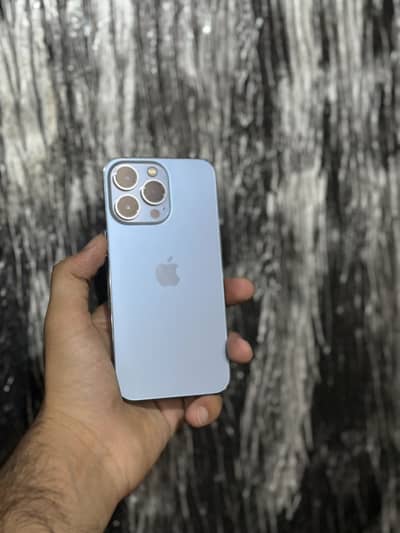 Apple iPhone 13 Pro factory unlock 10/10 condition
