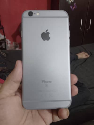 Apple iPhone 6S