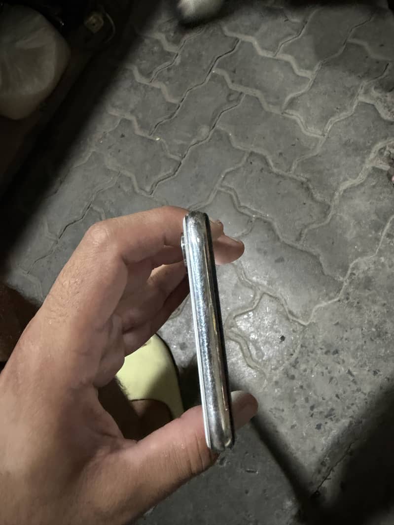 Apple iPhone X 2