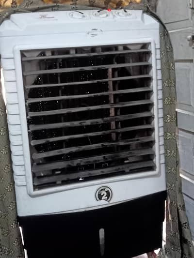 Room Air Cooler In Excellent Condition, 1 season used, condition 9/10