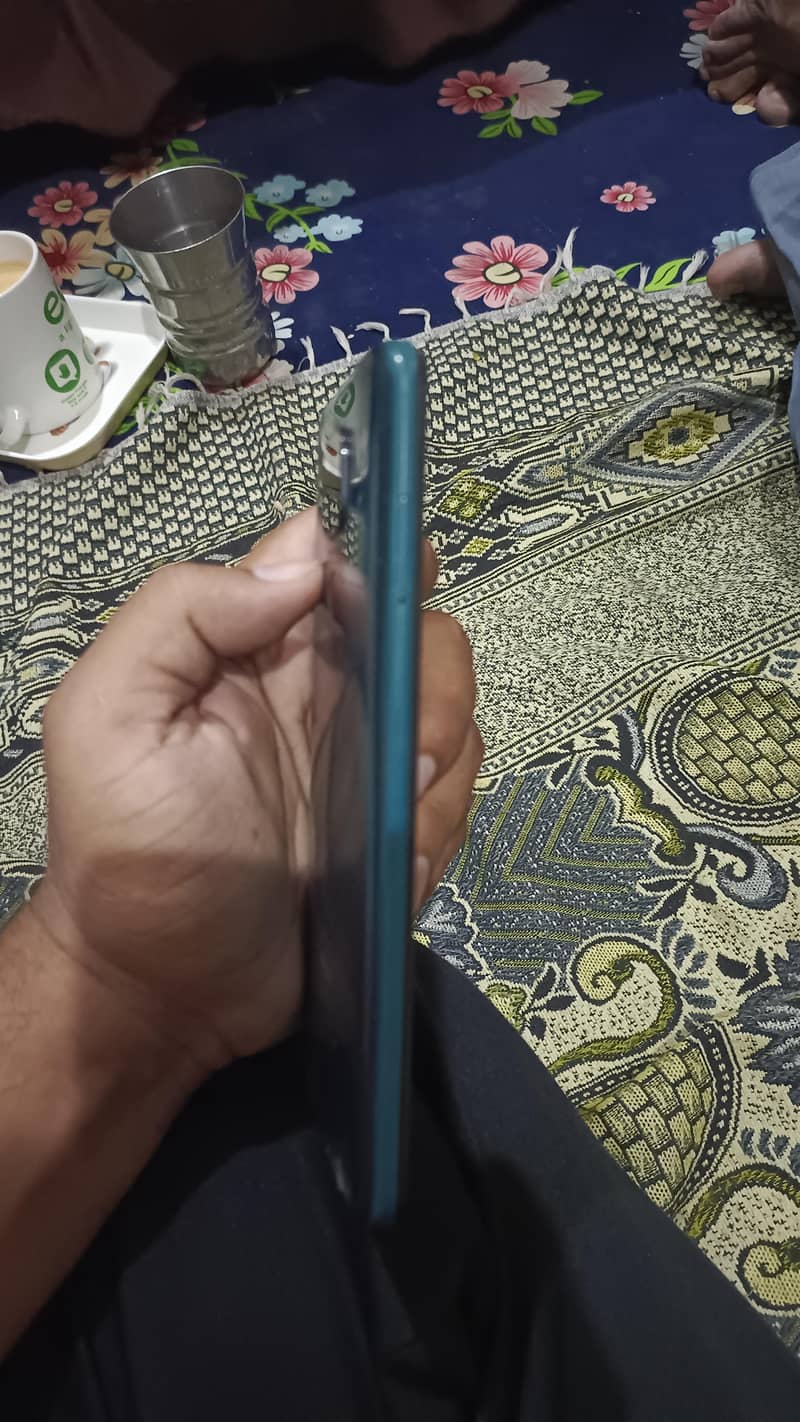 Xiaomi Redmi Note 9 3
