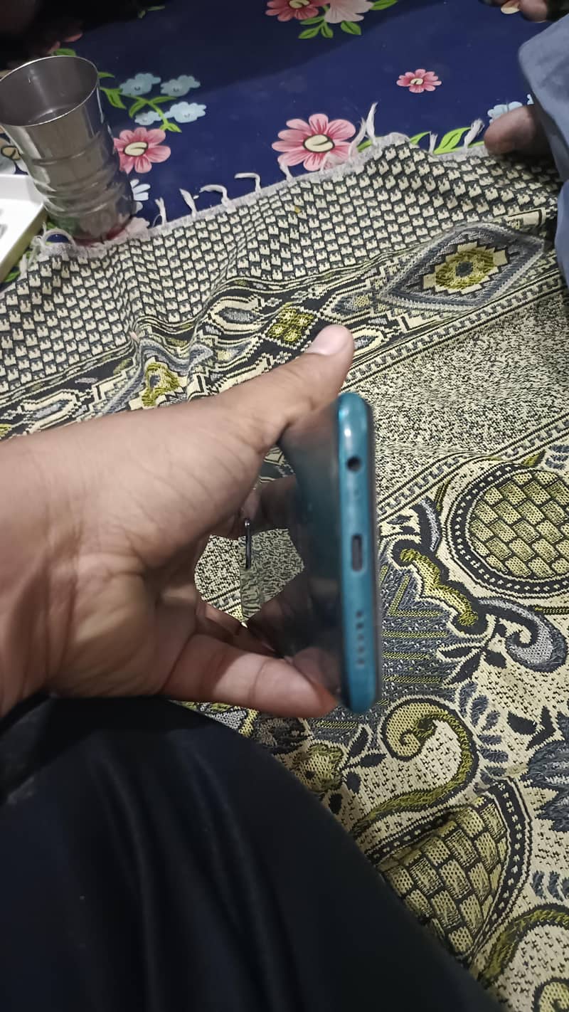 Xiaomi Redmi Note 9 5