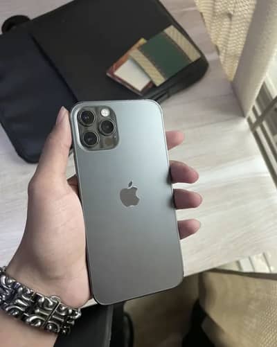 Apple iPhone 12 Pro