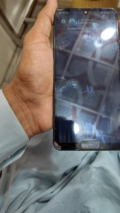 Sharp Aquos R5G