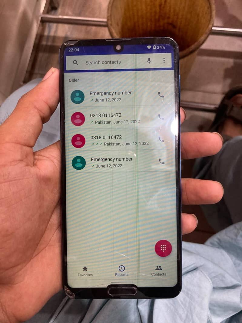 Sharp Aquos R5G 4