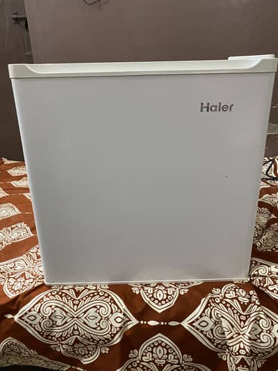 Room refrigerator haier