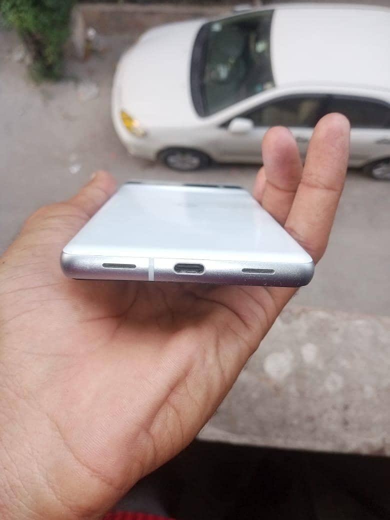 Google Pixel 7a 1