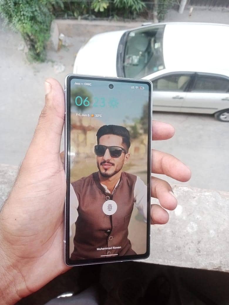 Google Pixel 7a 4