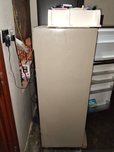 Dawnlance Medium size Working conditions Goowlance Medium Size Fridge