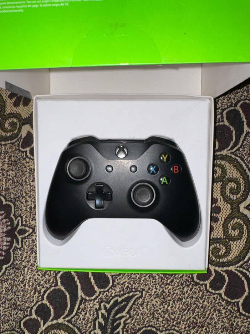 Xbox one x controller 1