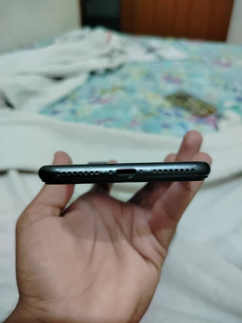 iPhone 8 Plus sim working 3