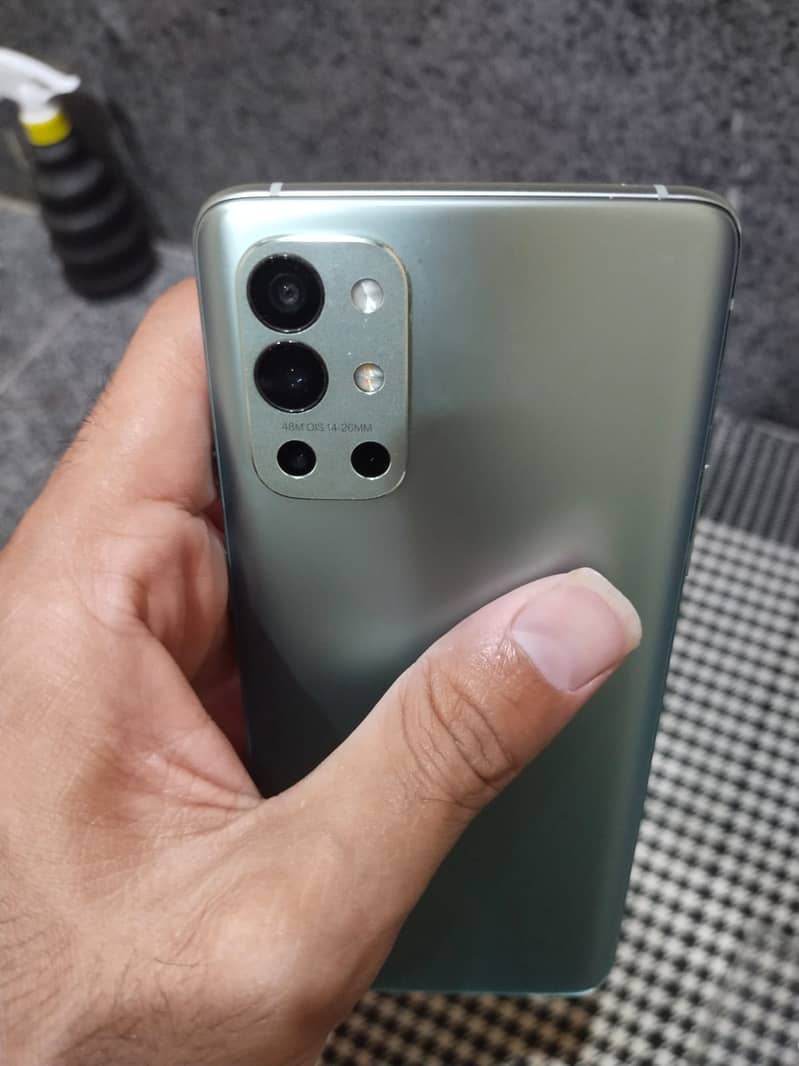One Plus 9R 4