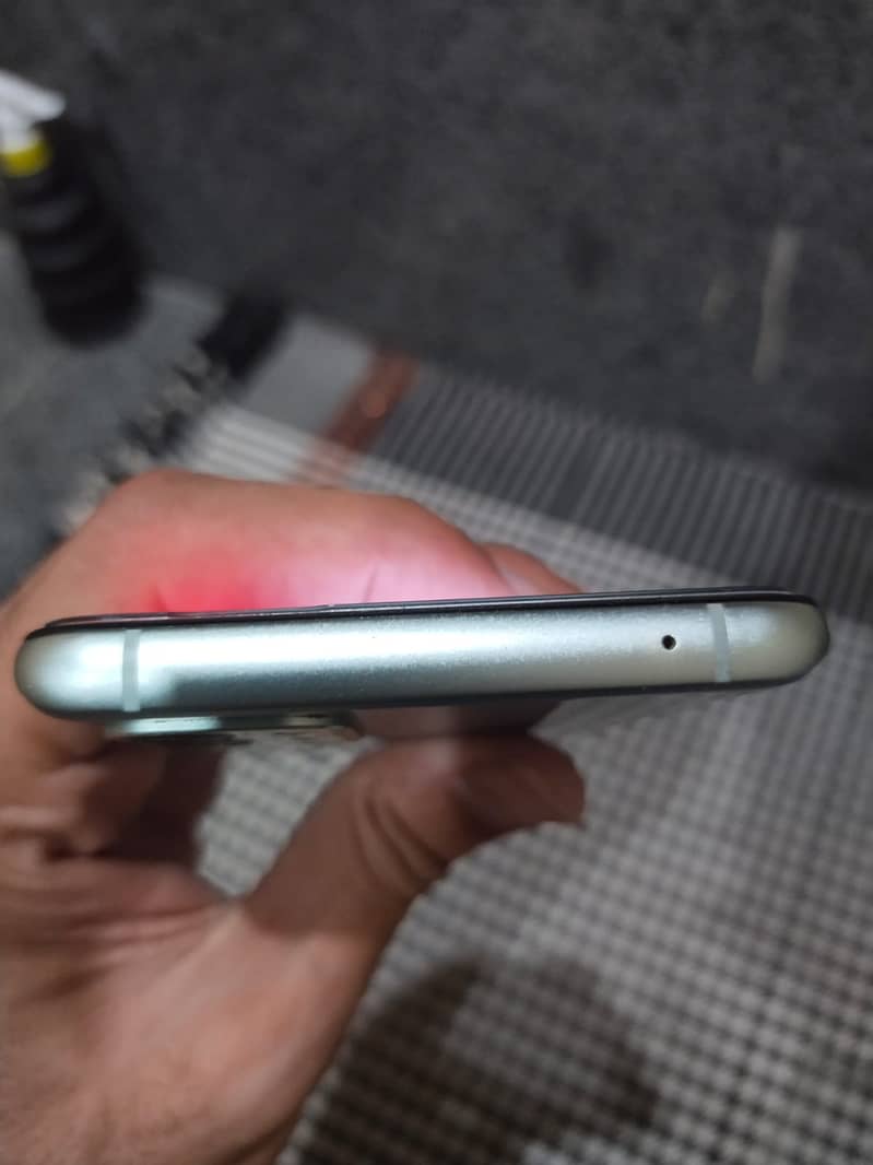 One Plus 9R 5